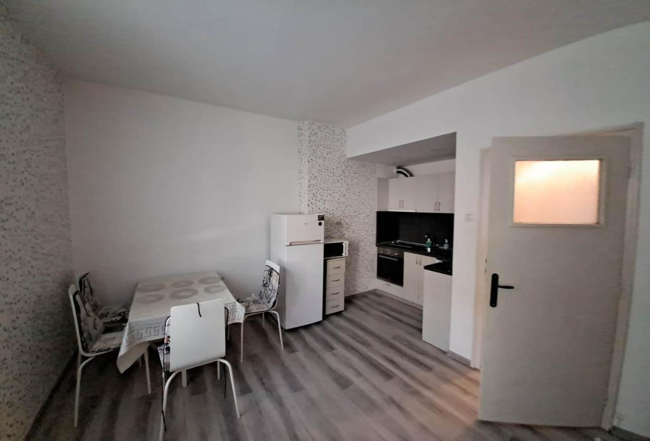 Alana Apartment Stara Zagora Esterno foto
